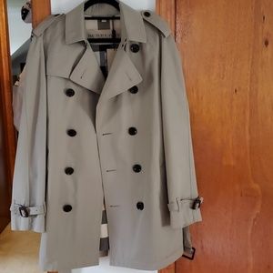 Burberry Brit M Trench Coat